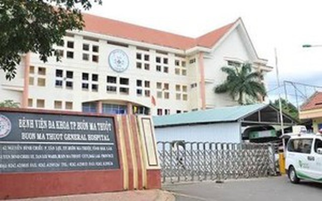 Nữ bác sĩ ở Đắk Lắk bị tố 'vòi vĩnh' người nhà bệnh nhân