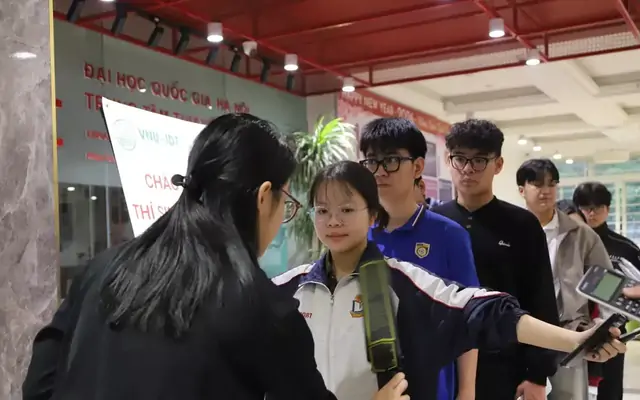 Thi tốt nghiệp THPT trên máy tính: Tránh sai sót thế nào?