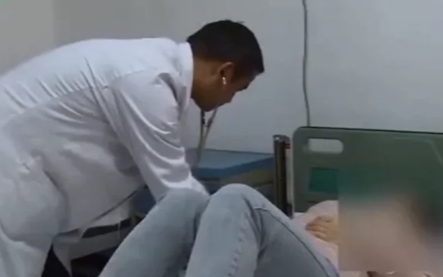 Dạy con học, người mẹ 35 tuổi phải nhập viện vì đột quỵ