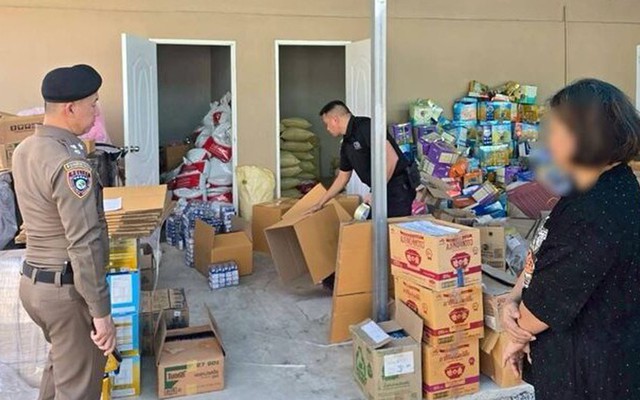 Đột kích hai căn nhà, công an phát hiện đường dây sản xuất sữa hết hạn và bột ngọt, cà phê giả, tịch thu hơn 13.000 sản phẩm tại Thái Lan