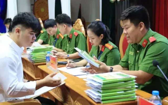 Điểm chuẩn các trường Công an cao nhất 24,42 điểm