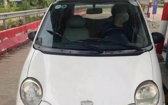 Vụ xe Matiz 'cỏ' dính phạt nguội gần 500 triệu: Bỏ xe cũng không thể thoát phạt