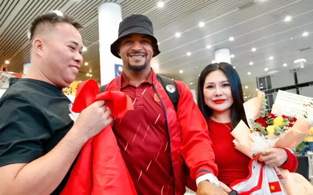 Đội tuyển Việt Nam tươi rói tại Kuala Lumpur