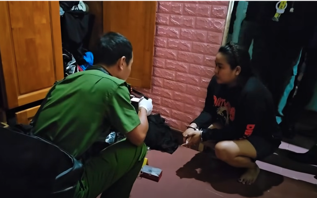 Công an khám xét nơi ở, bắt giữ Ngô Diễm Thương SN 1981 trong đường dây phức tạp