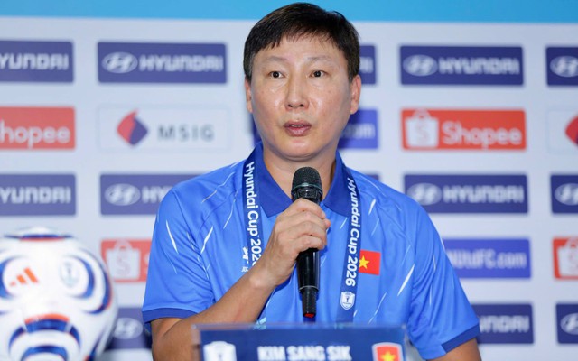 HLV Kim Sang-sik “đọc bài” của đối thủ, tuyên bố hạ gục Malaysia ở bán kết AFF Cup