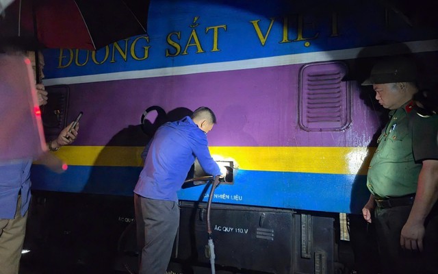 Phá đường dây rút trộm hàng trăm nghìn lít dầu tàu hỏa tại Ga Vinh