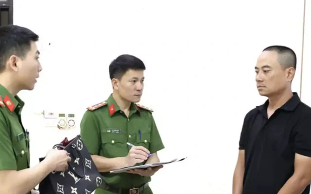 Bắt đối tượng phá kính ô tô, trộm hơn 700 triệu đồng