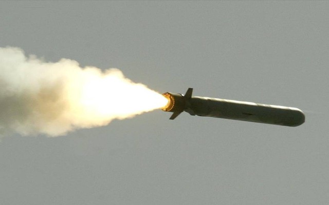 Hải quân Mỹ ký hợp đồng lớn với Raytheon để tăng cường sản xuất tên lửa Tomahawk