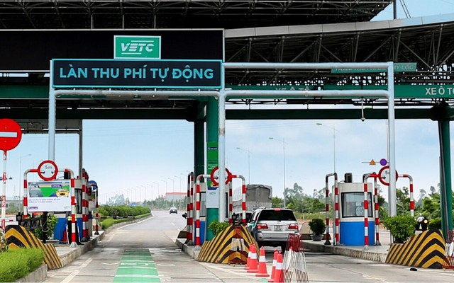 Không muốn trả phí Ví VETC, chủ xe chọn cách nào?
