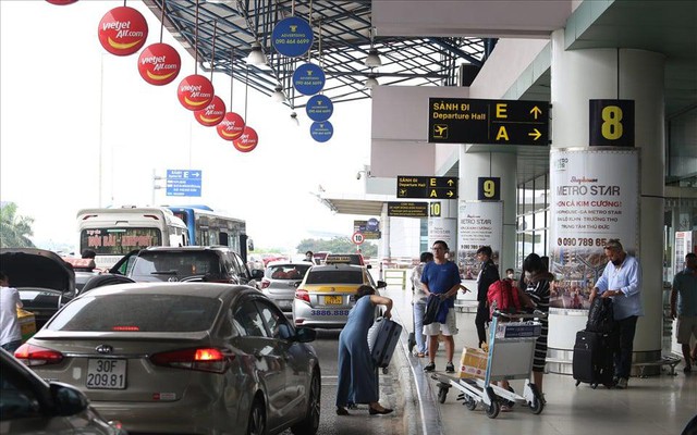 Từ 7h sáng mai (3/8), những ai đến đưa, đón người thân ở sân bay Nội Bài cần chú ý