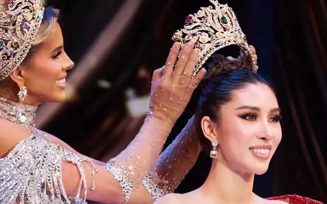 Đương kim Hoa hậu Hòa bình Mỹ bị tước vương miện
