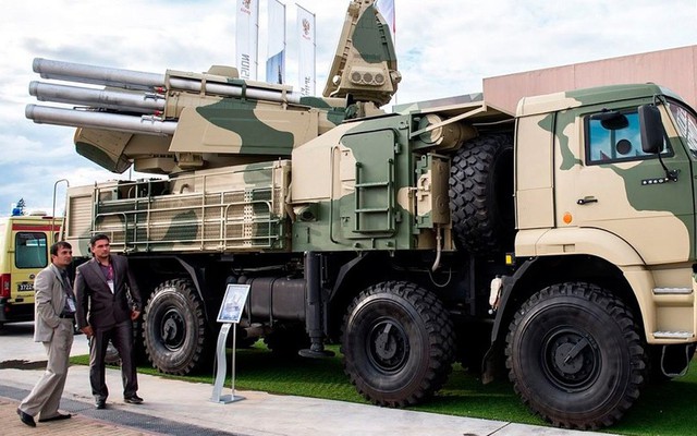 Hệ thống Pantsir mới dùng được nhiều loại tên lửa được đưa vào trực chiến