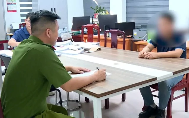 Bình luận cổ vũ ‘giang hồ mạng’ Khánh Sky và Hồ Văn Khoa, 2 người bị phạt