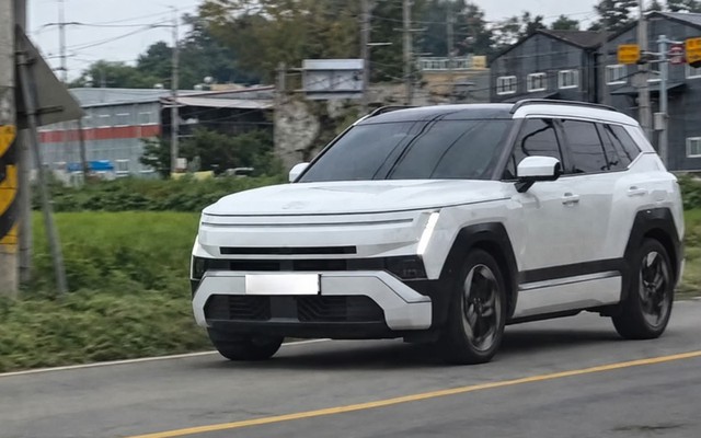 Tin xe 23/8: Hyundai Tucson mới lột xác, Camry 2027 thay đổi nội thất