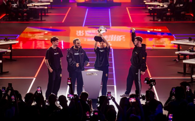 Kịch tính đến giây cuối tại Paris: AG.AL xưng vương Esports World Cup 2026 nhờ cú bứt phá nghẹt thở của Gwen