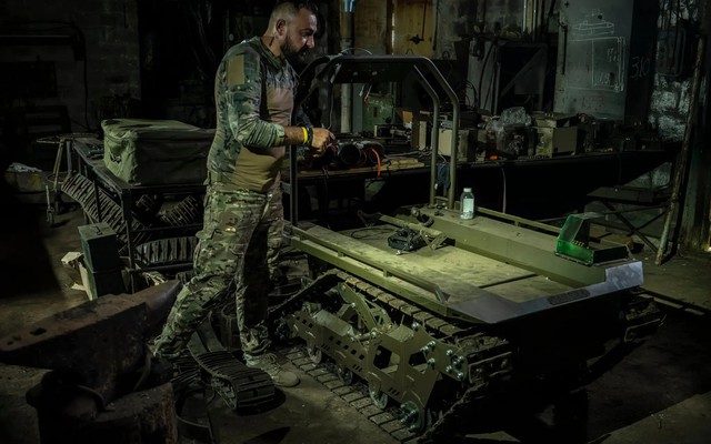 Từng cười nhạo Nga, giờ đây xe tăng của Ukraine "nằm im trong rừng, phủ đầy mạng nhện"