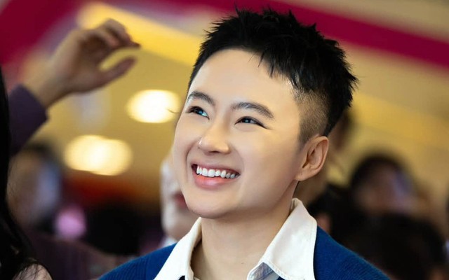 Một NSND mong Angela Phương Trinh trở lại làm "bánh bèo"