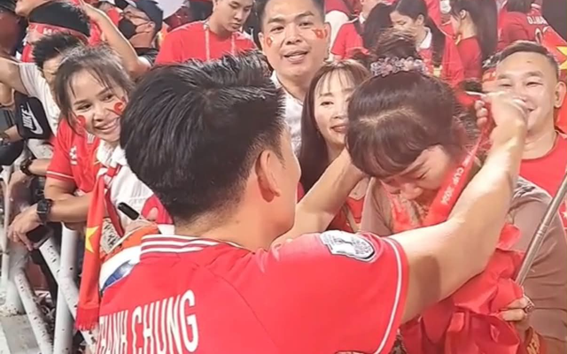 Mẹ Thành Chung tiết lộ biến cố gia đình, cố giấu để con trai tập trung thi đấu tại AFF Cup