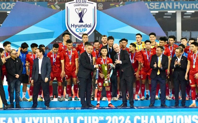 Danh sách các khoản tiền thưởng cho đội tuyển Việt Nam sau chức vô địch: Mỗi cầu thủ được thưởng riêng 40 triệu đồng