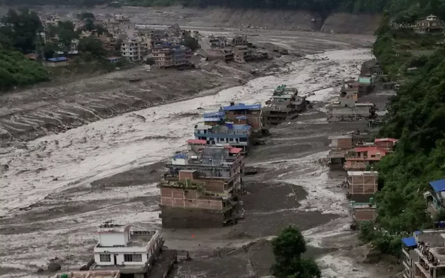 Bộ Ngoại giao thông tin tình hình công dân Việt Nam sau lũ quét ở biên giới Nepal – Trung Quốc