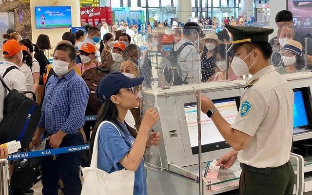 Tất cả người dân sắp đi nước ngoài dịp 2/9 chú ý quy định phạt đến 50 triệu đồng đã áp dụng