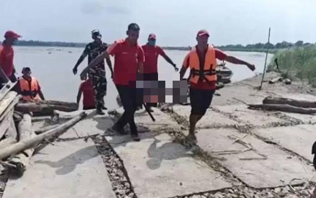 Lũ quét tại Nepal - Trung Quốc: Thi thể 3 nạn nhân bị cuốn trôi hàng trăm km sang Ấn Độ