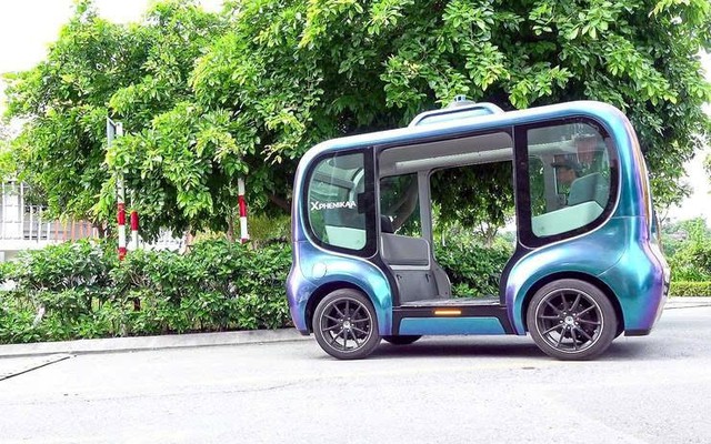 Hà Nội chính thức thử nghiệm Robot giao hàng, Robot taxi trên quãng đường dài 11,5 km, triển khai bởi công ty của giáo sư giàu nhất sàn chứng khoán
