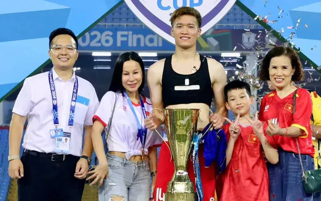Quả bóng vàng Việt Nam Nguyễn Hoàng Đức: Nhà vô địch thầm lặng