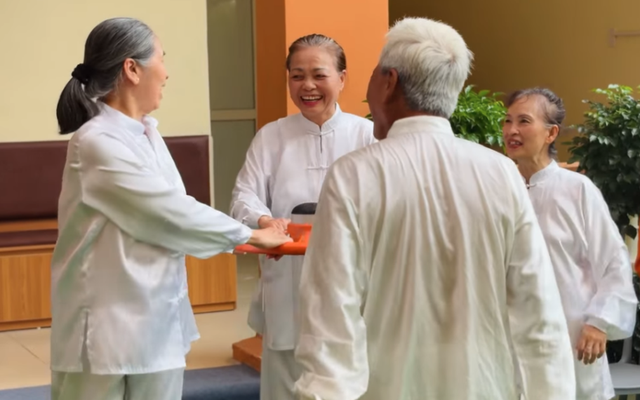 Việt Nam có thêm cơ sở dưỡng lão “sáng đi - chiều về” ngay phường trung tâm Thủ đô: Tích hợp nhiều dịch vụ,  giá từ 5 triệu đồng/tháng