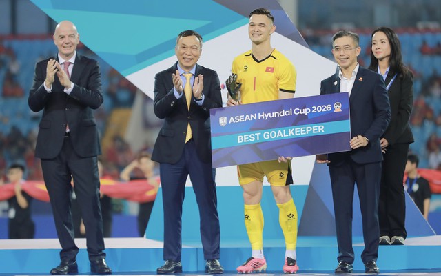 Lê Giang Patrik hé lộ lời nhắn bất ngờ của Chủ tịch FIFA: "Hẹn gặp ở World Cup!"