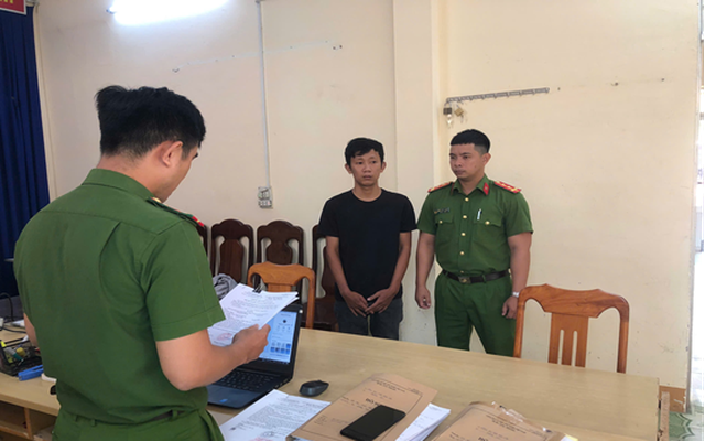 Thi hành lệnh bắt giam nhân viên bán bia Trương Duy Khương SN 1994 liên quan 1,58 tỷ đồng