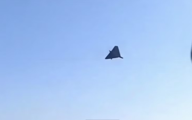 UAV Shahed-136 giá 580.000 USD phiên bản Hàn Quốc rơi xuống biển sau khi phóng
