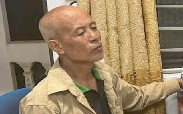 Tạm giữ kẻ chặn đường xin tiền người cùng thôn, cầm dao đe dọa công an