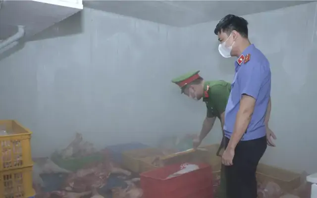 Hưng Yên: Phát hiện gần 1 tấn thịt lợn nhiễm dịch tả lợn châu Phi tại cơ sở sơ chế