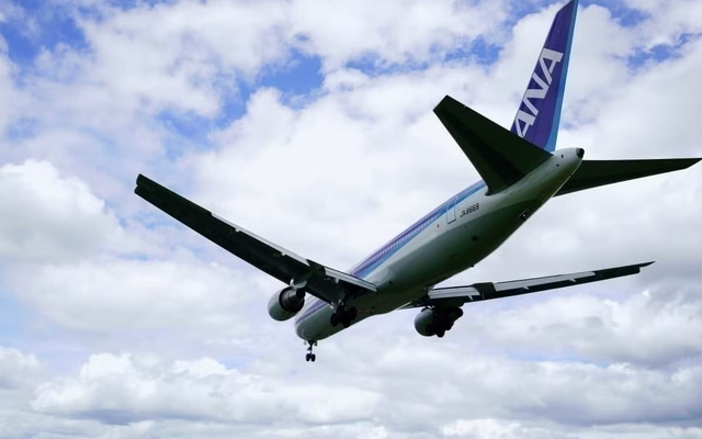 Phát hiện máy bay cắt ngang đường băng, chiếc Boeing 767 bẻ lái gấp như tàu lượn, 197 người thoát nạn gang tấc