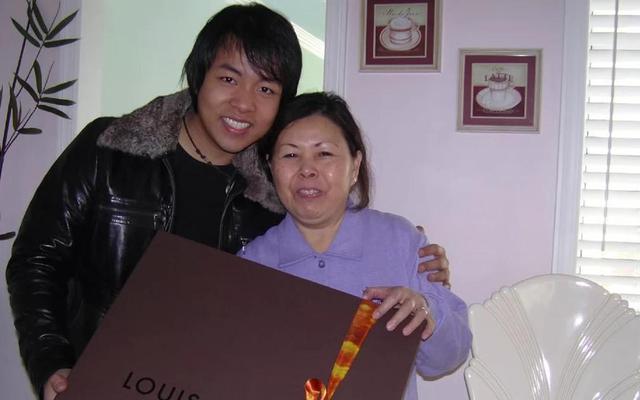 "Quang Lê không muốn mẹ thua kém người khác"