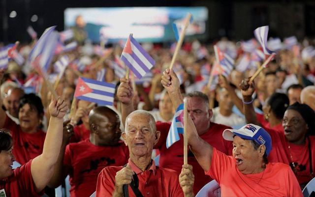 Cuba cắt giảm 92.000 việc làm: Chuyện gì đang diễn ra?