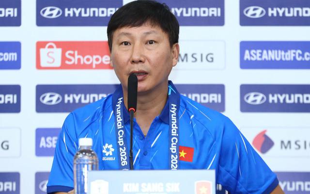 HLV Kim Sang-sik: "Đấu Campuchia, nhiều lúc cầu thủ Việt Nam bị mất tập trung"