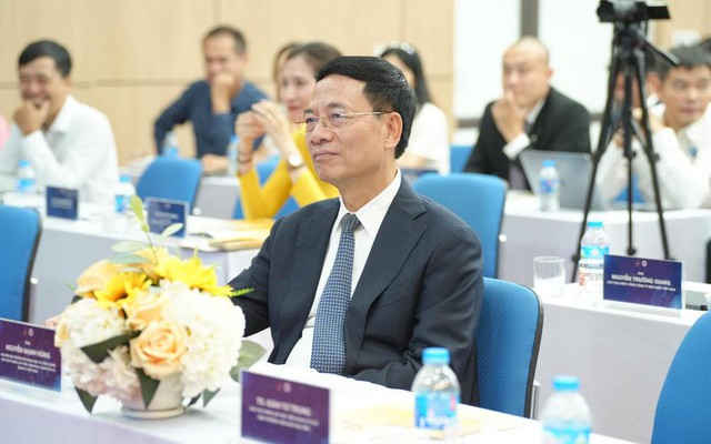 Nguyên Bộ trưởng KH-CN Nguyễn Mạnh Hùng lý giải lý do Việt Nam có nhiều doanh nghiệp khởi nghiệp thành công, nhưng lại ít doanh nghiệp thực sự lớn