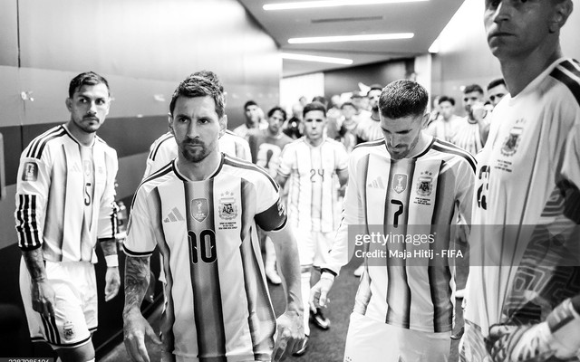 Xúc động cuộc trò chuyện cuối cùng của Messi với các đồng đội trước khi giã từ ĐT Argentina