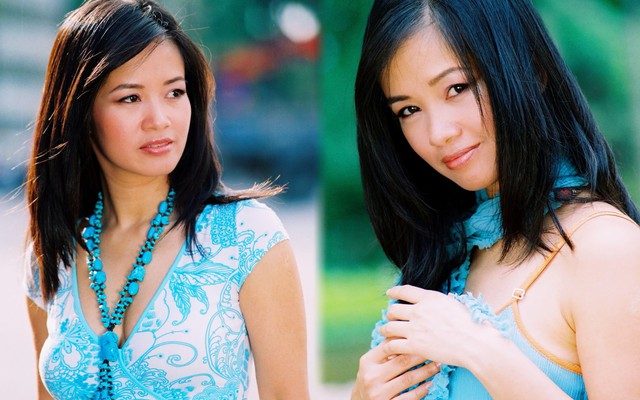 Vẻ đẹp của ca sĩ Hồng Nhung qua loạt ảnh hiếm cách đây 20 năm