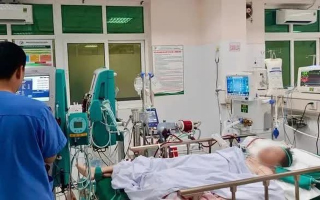 Nam thanh niên mắc lupus nguy kịch do suy đa cơ quan