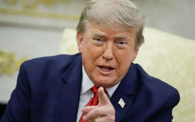 Tổng thống Mỹ Trump dọa tấn công 'nhiều hơn nữa' các tàu chở dầu của Iran