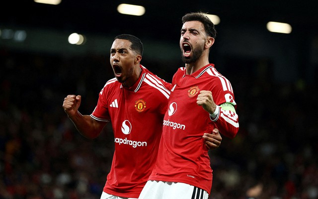 Man Utd thắng Sabah 4-0: Sức mạnh vượt trội, phối hợp 'thêu hoa dệt gấm'