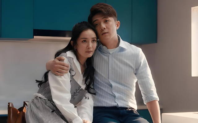 Bố mẹ chồng chia đất, nhất quyết cho con dâu cùng đứng tên, 2 năm sau mẹ đẻ tôi cho 600 triệu lại dặn: "Tuyệt đối giấu chồng"