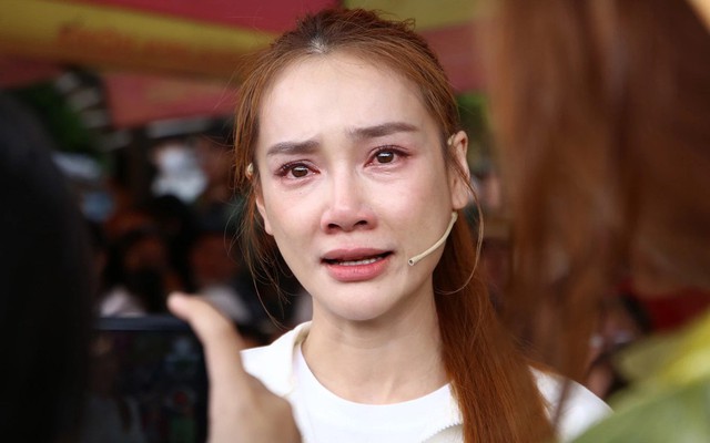 Nhã Phương có động thái bảo vệ gia đình ngay trong đêm