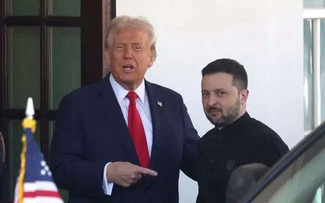 Tổng thống Mỹ Trump kêu gọi Ukraine ngừng tấn công các nhà máy lọc dầu Nga
