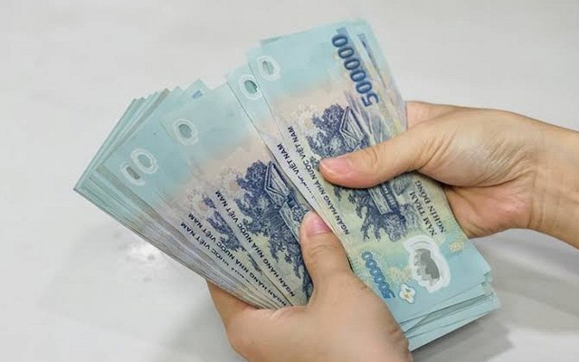 Phát hiện túi xách có 20 triệu đồng tiền mặt ở khu vực Hồ Hoàn Kiếm, công an vào cuộc xác minh thông tin