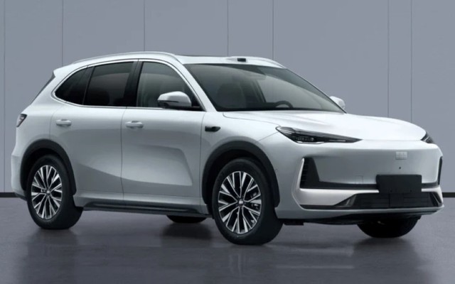Geely EX5 mới lộ diện với khoang hành lý phía trước, thêm 114 mã lực