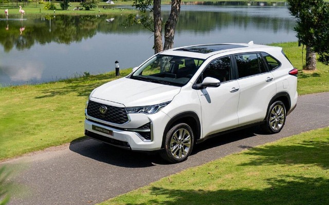 Sức mua xe hybrid giảm trong tháng Ngâu, Toyota chiếm thế áp đảo